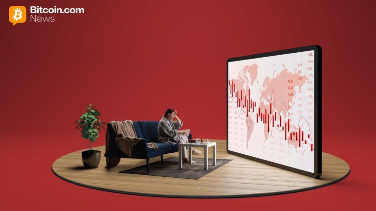 ETF Flows Stay Red for Bitcoin and Ether as Solana's Inflow Run Continues